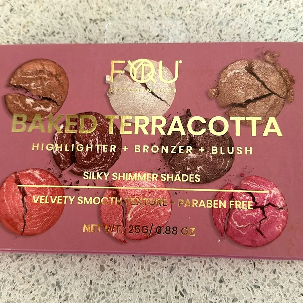 Compact Baked Terracotta Blush Palette with mirror - Pinks, Browns and etc.